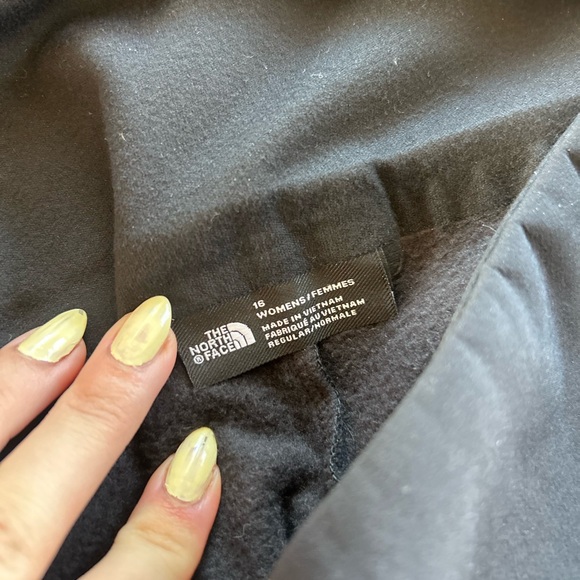 The North Face NWOT Black Snoga Pants Size 16 - Picture 7 of 14